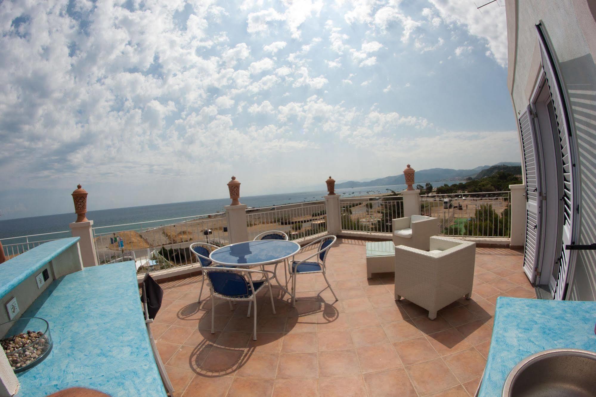 Yachting Club Mare Hotel 3*