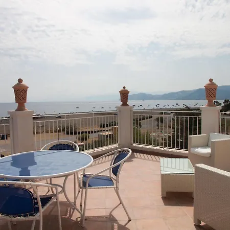Yachting Club Mare Hotel Gioiosa Marea Buitenkant foto
