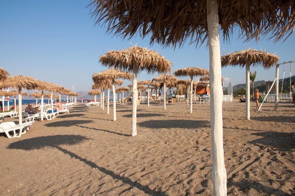 Yachting Club Mare 3* Gioiosa Marea