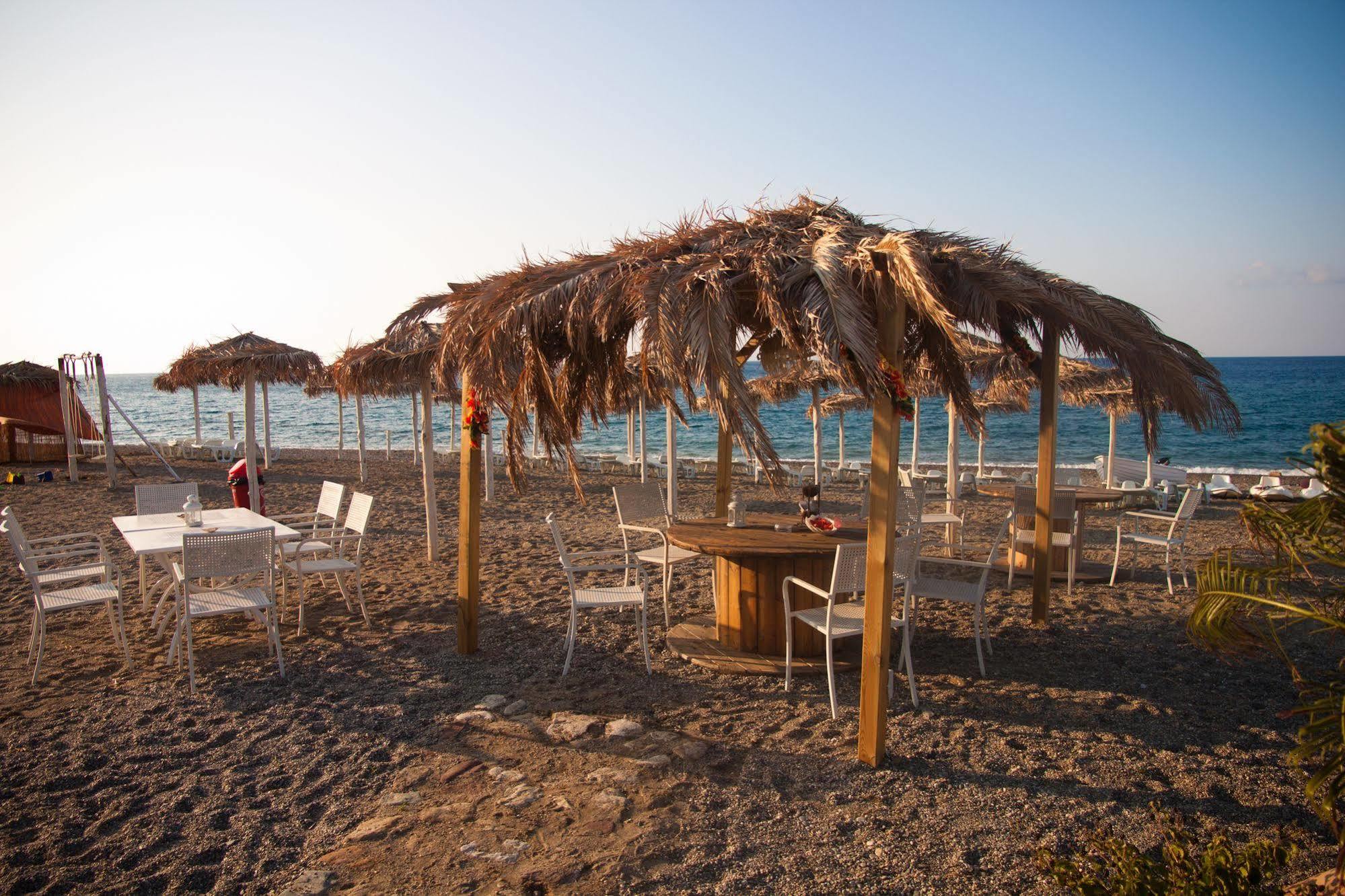 Hotel Yachting Club Mare Gioiosa Marea
